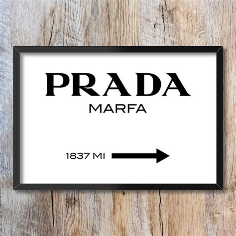 quadro prada marfa legno|DIY: quadro gossip girl PRADA MARFA .